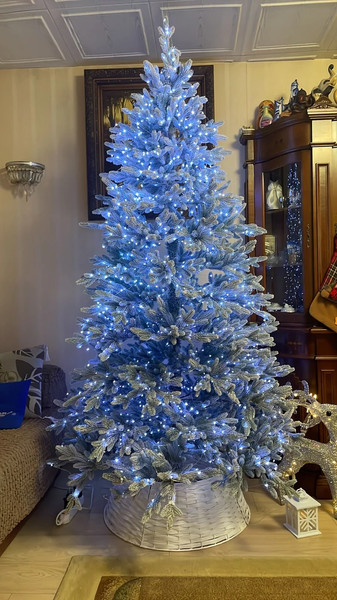 Изображение товара Ель искусственная Царь елка Фаворит / ФВР/ГЛ-ФЛ-245 (голубой флокированный)