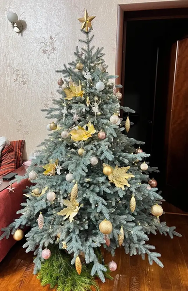 Изображение товара Ель искусственная Царь елка Раскидистая премиум / РДП/ГЛ-240 (голубой)