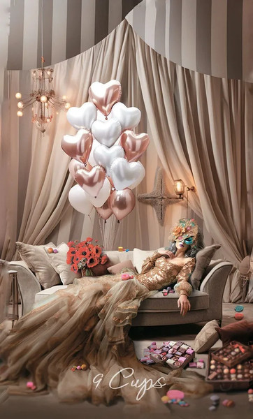 Изображение товара Гадальные карты Lo Scarabeo Таро Венецианского Цирка (9785919375845)