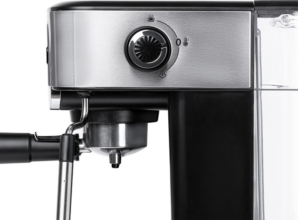 Изображение товара Кофеварка эспрессо BBK BCM1500 (черный/нержавеющая сталь)