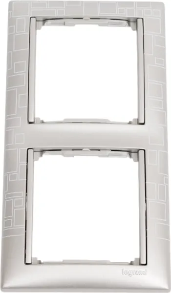 Изображение товара Рамка для выключателей и розеток Legrand Valena DIY / 694357 (алюминий модерн)