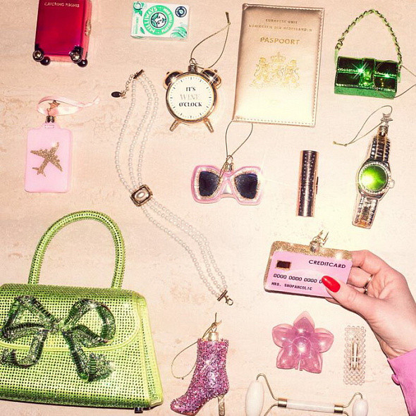 Изображение товара Елочная игрушка Vondels Будильник. It's wine o'clock / 2250101090013