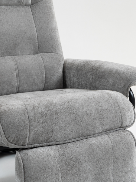 Изображение товара Массажное кресло Calviano 23 с пуфом (серый плюш)