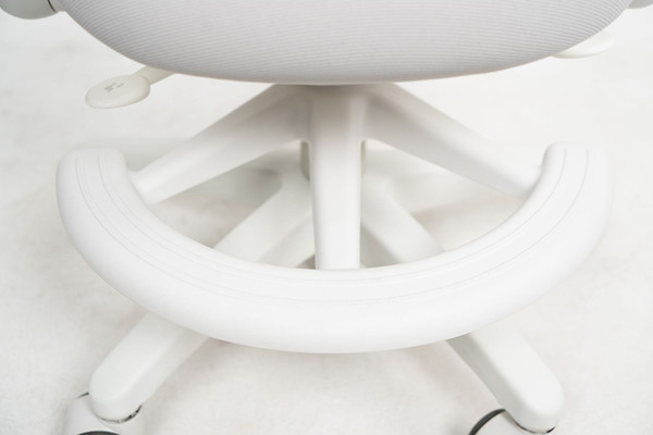 Изображение товара Кресло детское Ergosmart Antey (серый)