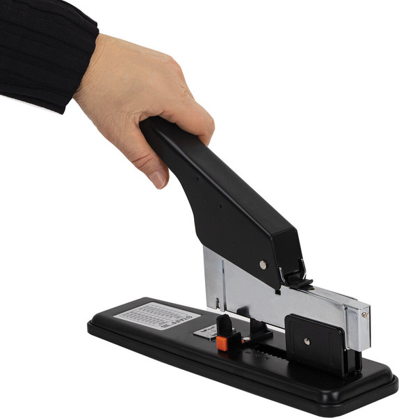 Изображение товара Степлер Staff 272737 (черный)