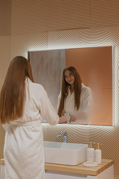 Изображение товара Зеркало Silver Mirrors Алмина 100x80 2.2 / LED-00003007