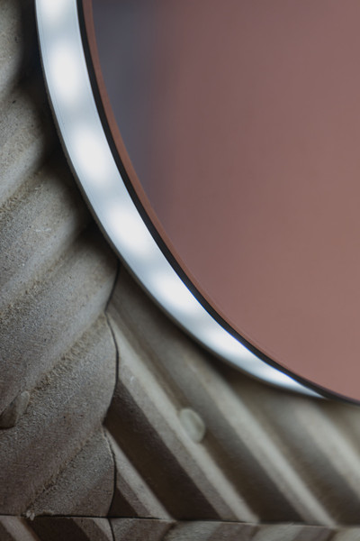 Изображение товара Зеркало Silver Mirrors Паллада 55x80 2.2 / LED-00003004