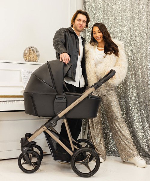 Изображение товара Детская универсальная коляска Bebetto Pelpasso 2в1 (01 Kaszmir, светло-бежевый)