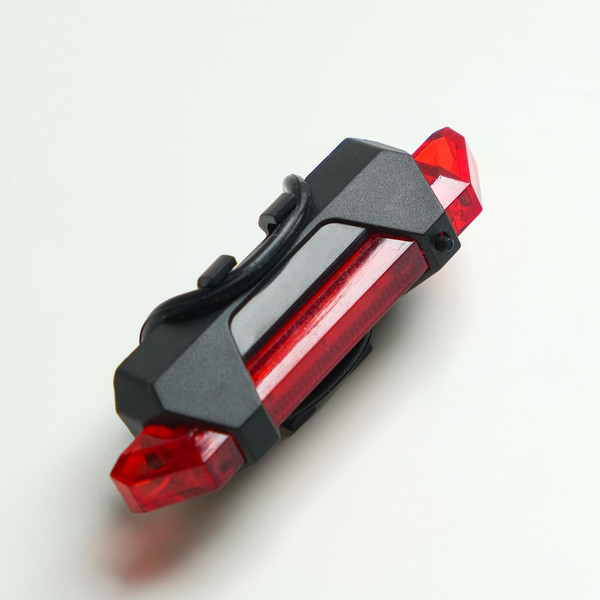 Изображение товара Фонарь для велосипеда Sima-Land Задний аккумуляторный водонепроницаемый / 5464384