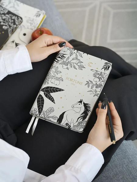 Изображение товара Ежедневник InFolio Fortune 2026 / I1723 (белый)