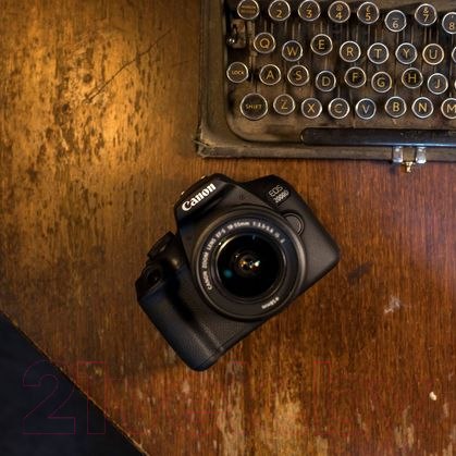 Изображение товара Зеркальный фотоаппарат Canon EOS 2000D Kit EF-S 18-55mm III / 2728C002AA