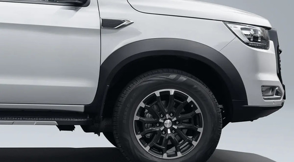 Изображение товара Грузопассажирский коммерческий автомобиль Sollers ST8 Luxe 2.0 TDI 6MT AWD