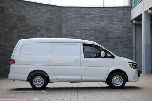 Изображение товара Грузовой коммерческий автомобиль BMG M5C