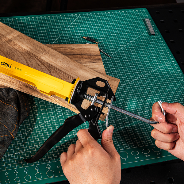 Изображение товара Пистолет для герметика Deli EDL2370A