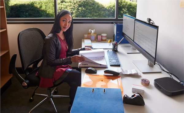 Изображение товара Монитор HP E24u G5 (6N4D0AA)