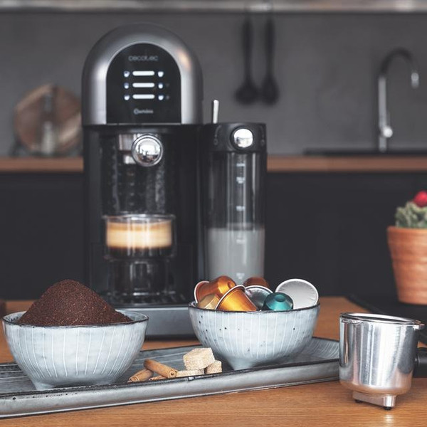 Изображение товара Кофеварка эспрессо Cecotec Power Instant-Ccino 20 Chic Serie Nera / 1590
