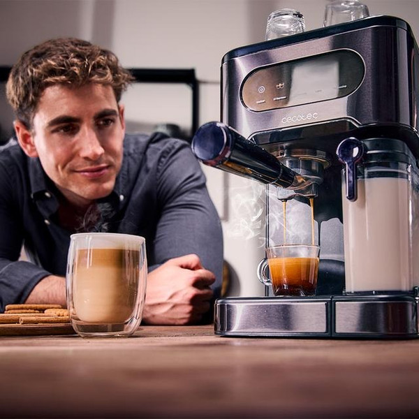Изображение товара Кофеварка эспрессо Cecotec Power Espresso 20 ColdBrew Latte / 108985