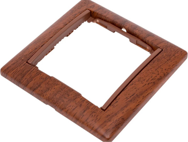 Изображение товара Рамка для выключателей и розеток Legrand Valena 694362 (дерево тонированное)