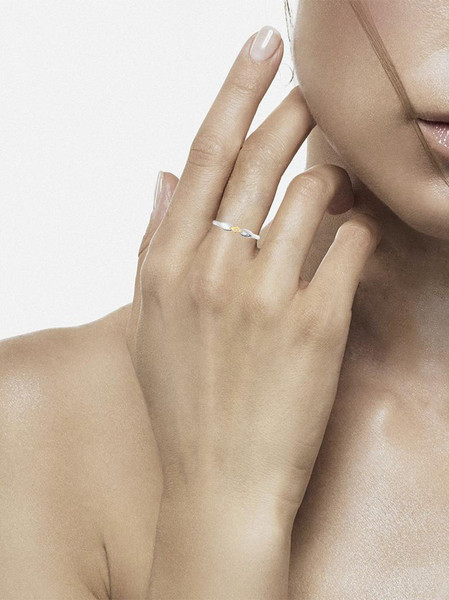 Изображение товара Кольцо из серебра ZORKA 02D0006.G14K (р.16, с бриллиантом и золотой вставкой)