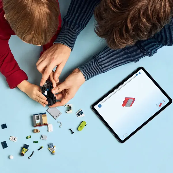 Изображение товара Конструктор Lego City Полицейская погоня на мотоцикле 60455