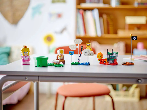 Изображение товара Конструктор Lego Super Mario Приключения с интерактивной Пич 71441