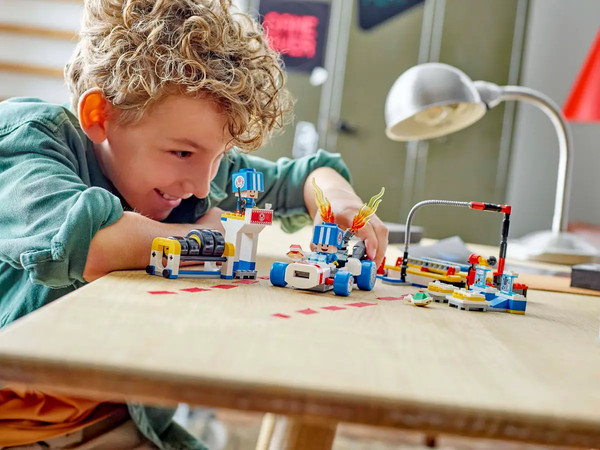Изображение товара Конструктор Lego Mario Kart – Гараж Тоада 72035
