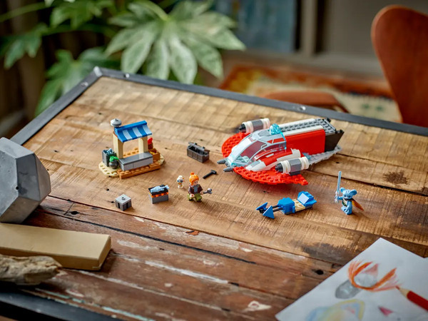 Изображение товара Конструктор Lego Star Wars Багровый Огненный Ястреб 75384