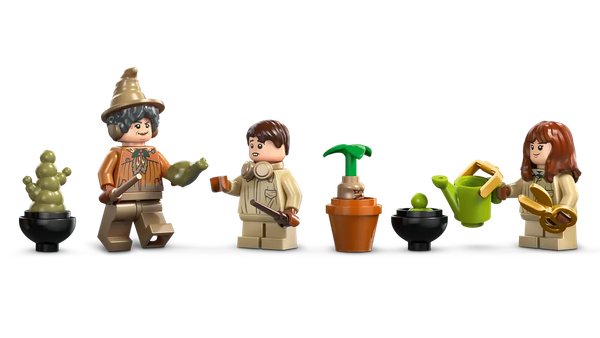 Изображение товара Конструктор Lego Harry Potter Замок Хогвартс: Класс Гербологии 76445