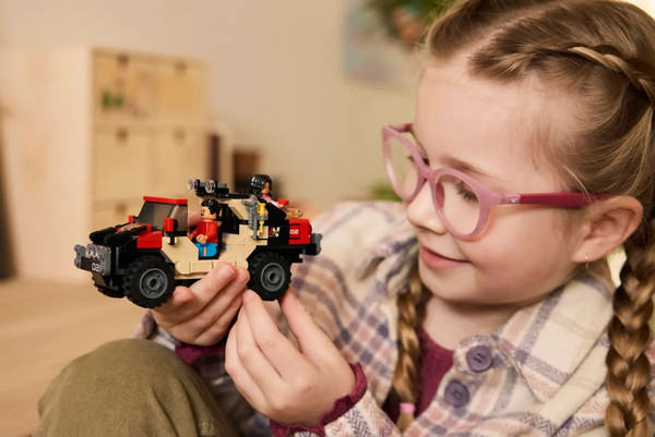 Изображение товара Конструктор Lego Jurassic World Побег Раптора по бездорожью 76972