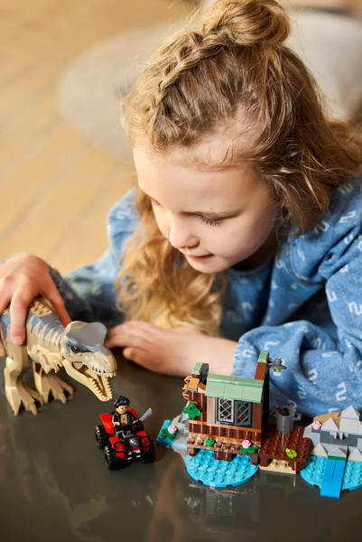 Изображение товара Конструктор Lego Jurassic World Побег по реке от Ти-Рекса 76975