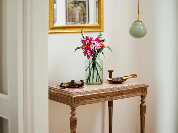 Изображение товара Конструктор Lego Icons Букет розовых цветов / 10342