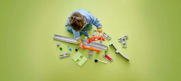 Изображение товара Конструктор Lego Duplo Железнодорожный мост и пути / 10426