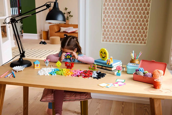 Изображение товара Конструктор Lego Classic Креативная коробочка счастья / 11042