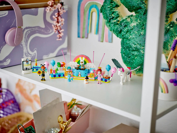 Изображение товара Конструктор Lego Friends Костюмированная вечеринка с единорогом и феей / 42661