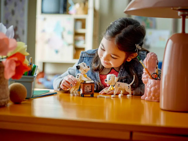 Изображение товара Конструктор Lego Disney Лаки и Пенни 101 далматинец / 43271