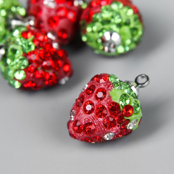 Изображение товара Набор подвесок декоративных Арт Узор Клубничка с петелькой / 4780340 (5шт)