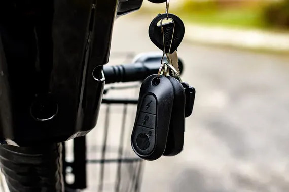 Изображение товара Электровелосипед AVM Delta (синий)