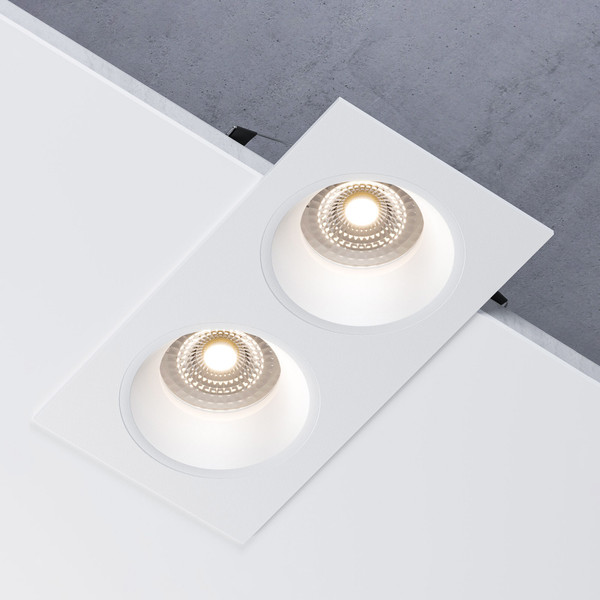 Изображение товара Точечный светильник Elektrostandard 15700/02 GU10 (белый)