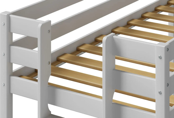 Изображение товара Кровать-чердак детская Савушка Савушка-02 90x180 / КС/ЧР-02-90Х180-Б (белый)