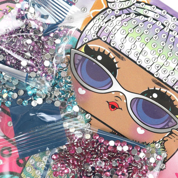 Изображение товара Набор алмазной вышивки MultiArt L.O.L. / AM15X15-128618-LOL