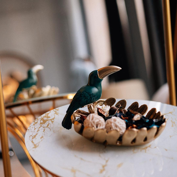 Изображение товара Декоративное блюдо Вещицы Попугай Tin-01 (золотой/зеленый)