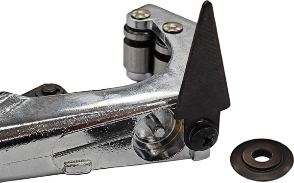 Изображение товара Набор для развальцовки трубок VOLL С набором головок 3/8"-1.1/8" 8.00118