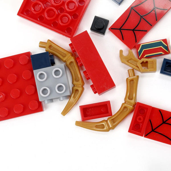 Изображение товара Конструктор Город мастеров Супергерои / 19001-ZH (82эл)