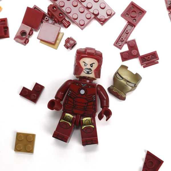 Изображение товара Конструктор Город мастеров Супергерои светится в темноте / 60060-YD (439эл)