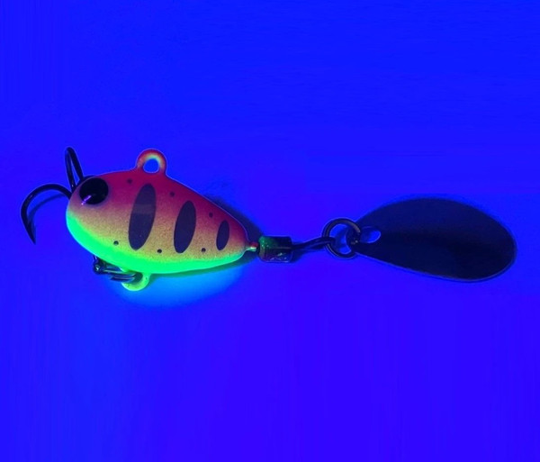 Изображение товара Тейл-спиннер UF-Studio Hurricane 35гр pink chart / H35Pchart