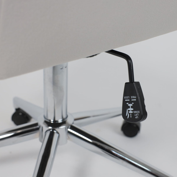 Изображение товара Кресло офисное AksHome Bella Chrome (Kiton 701 Antarctica/велюр/белый антарктида)