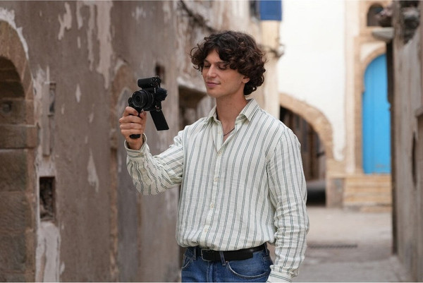 Изображение товара Беззеркальный фотоаппарат Sony ZV-E10 Kit + 16-50 II / ZVE10KB (черный)