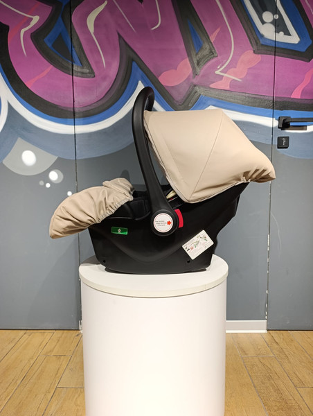 Изображение товара Детская универсальная коляска Farfello 3в1 Sola Trio Comfort Autumn beige / SOLA-11 (осенний бежевый)