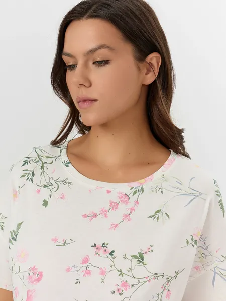 Изображение товара Сорочка Mark Formelle 572310 (р.164/170-120-126, полевые цветы на молочном)