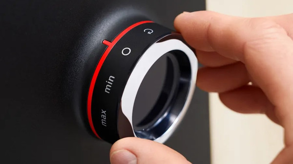 Изображение товара Мясорубка электрическая Bosch MFWS640B